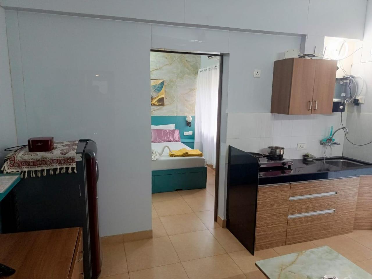 Beautiful 1 BHK With Pool Wi-Fi Cooking Gas Gym Caretakers Apartment Old Goa Ngoại thất bức ảnh